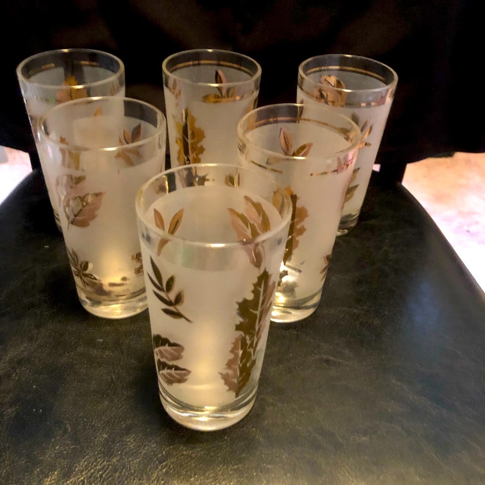 Set of Six Vintage MCM Libbey Gold Leaf Barware MCM